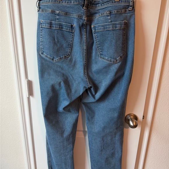 ⚡️Free People We The Free Women's High-Rise Jeans with Frayed Hem - Picture 3 of 5